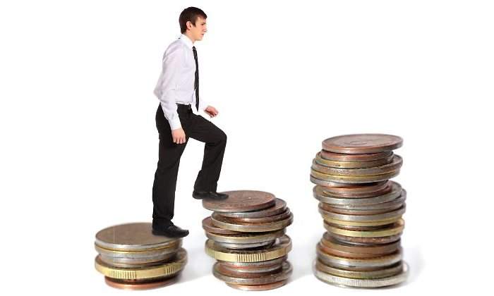 El salario en servicios a empresas, educación y ocio sube el 3%